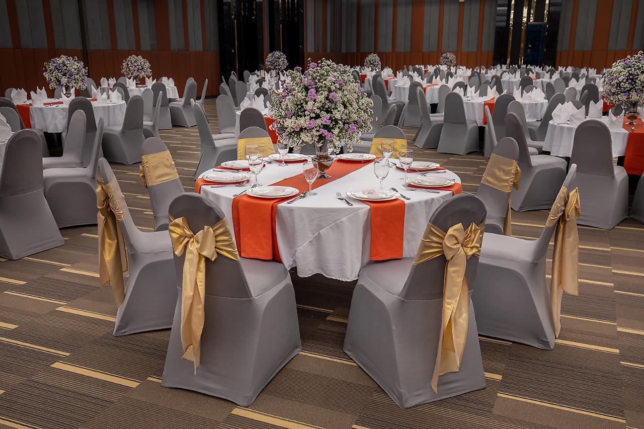 The Heritage Chiang Rai Hotel And Convention Esterno foto A banquet hall