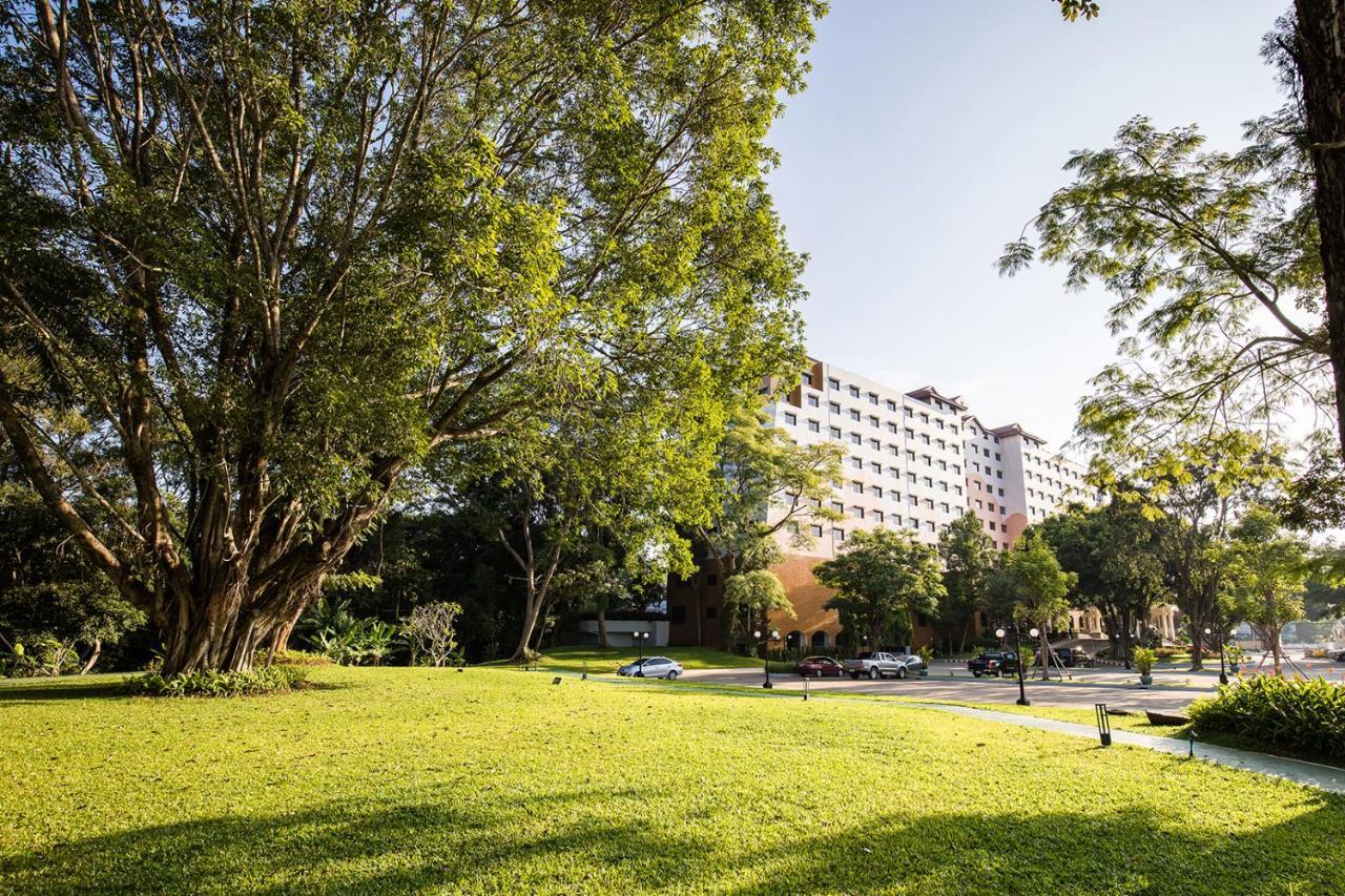 The Heritage Chiang Rai Hotel And Convention Esterno foto The University of Western Australia